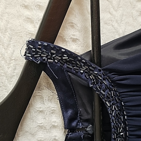 Navy Jones Wear Evening Dress - 16 - Picture 4 of 7